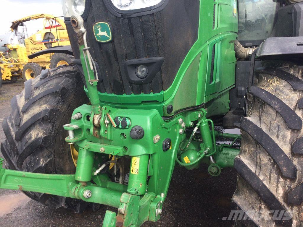 John Deere 6250R الجرارات