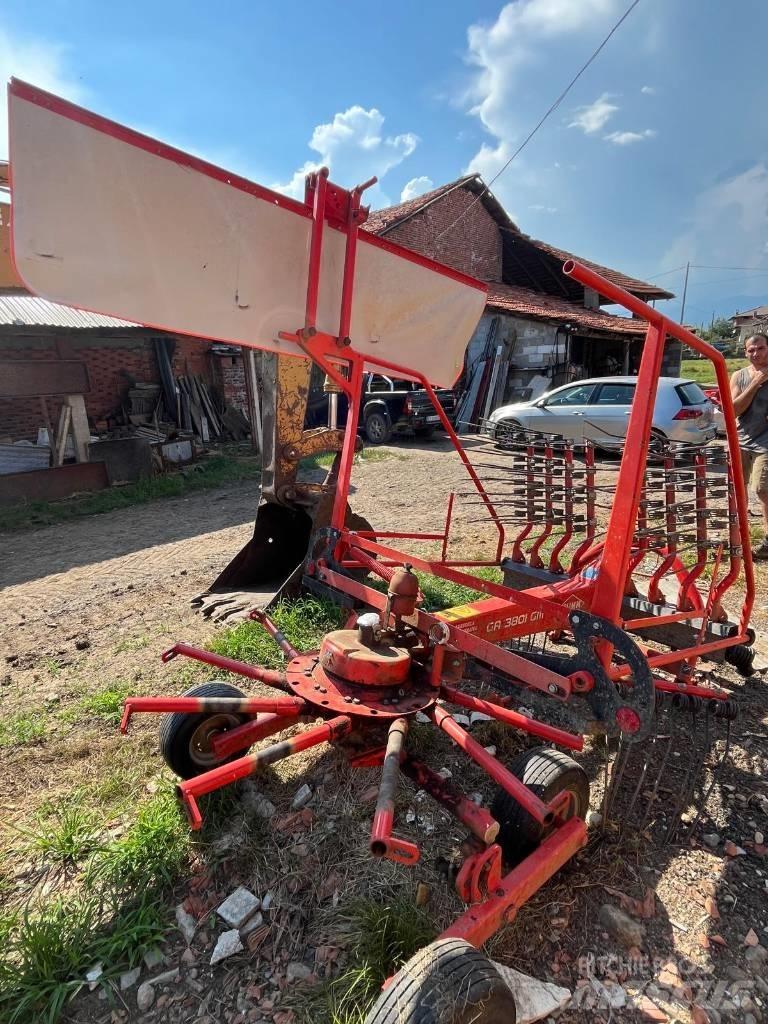 Kuhn GA3801 GM مكابس وميبسات التبن