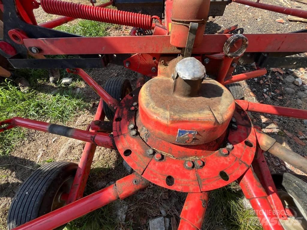 Kuhn GA3801 GM مكابس وميبسات التبن