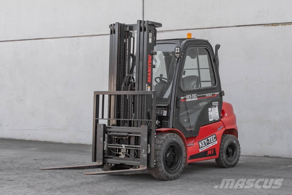 Manitou MI 35 D شاحنات الديزل