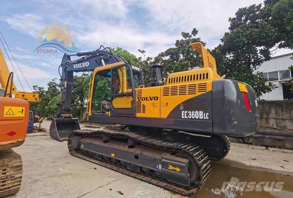 Volvo EC 360 B LC حفارات زحافة