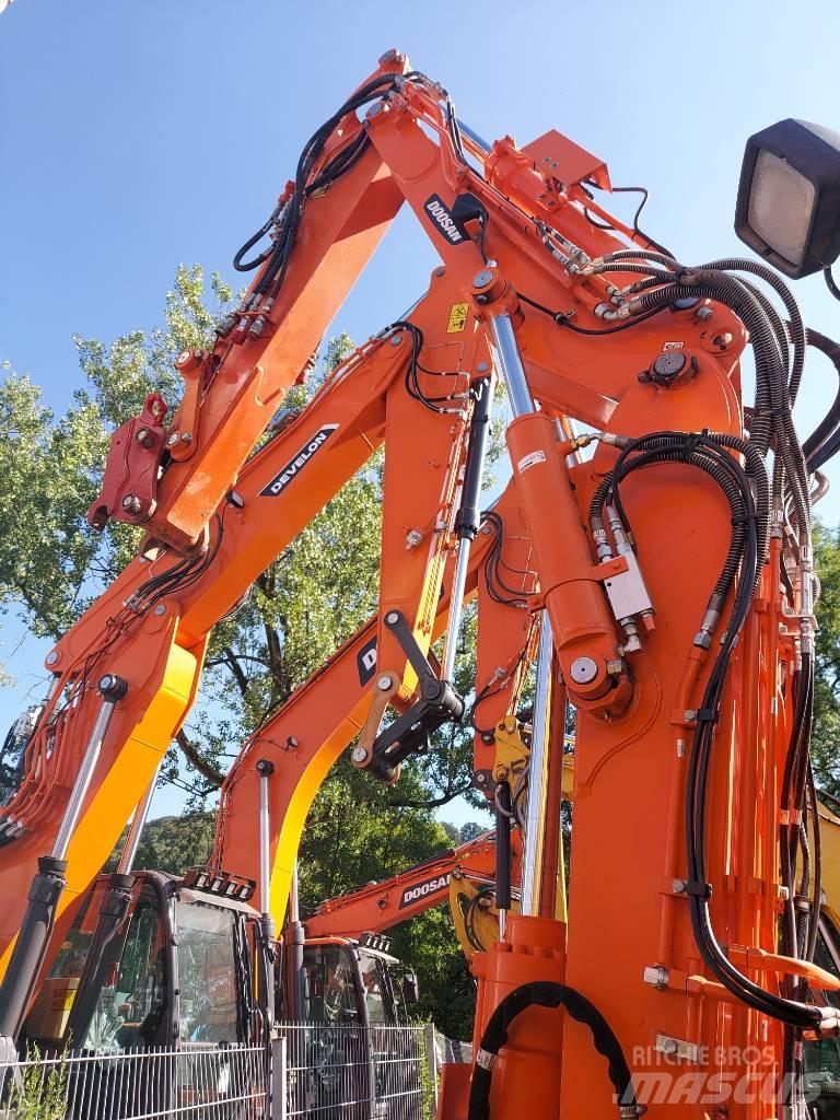 Develon DX 85 R-3 حفارات وسط 7 طن - 12 طن