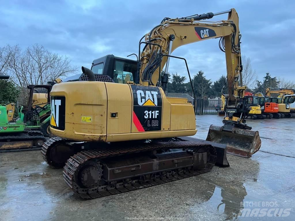 CAT 311F حفارات زحافة