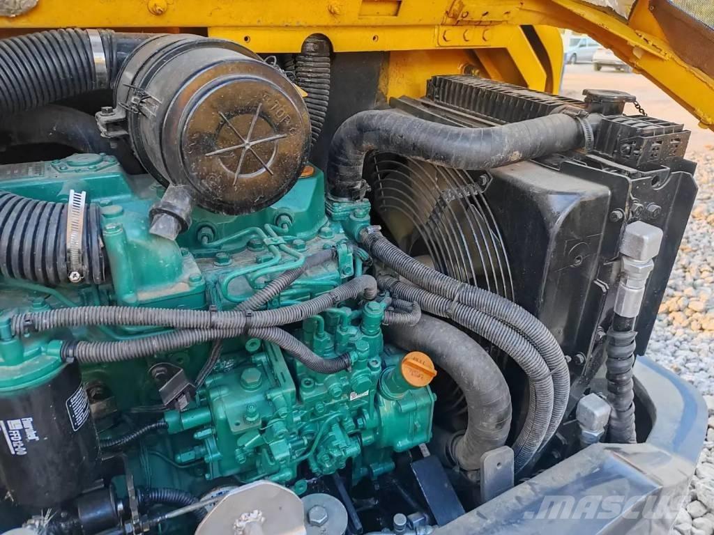 Volvo EC60D حفارات زحافة