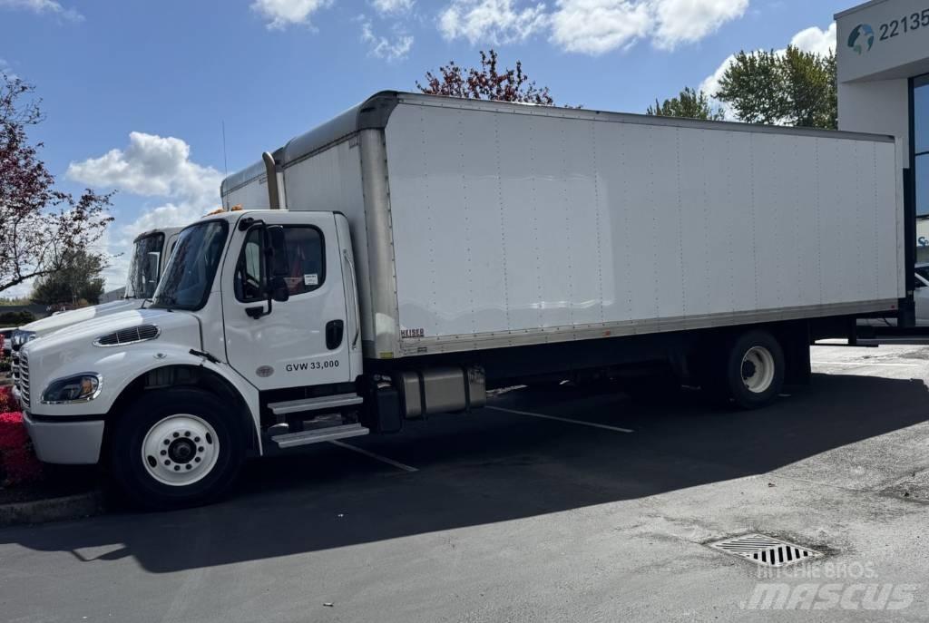Freightliner M2 شاحنات ذات هيكل صندوقي