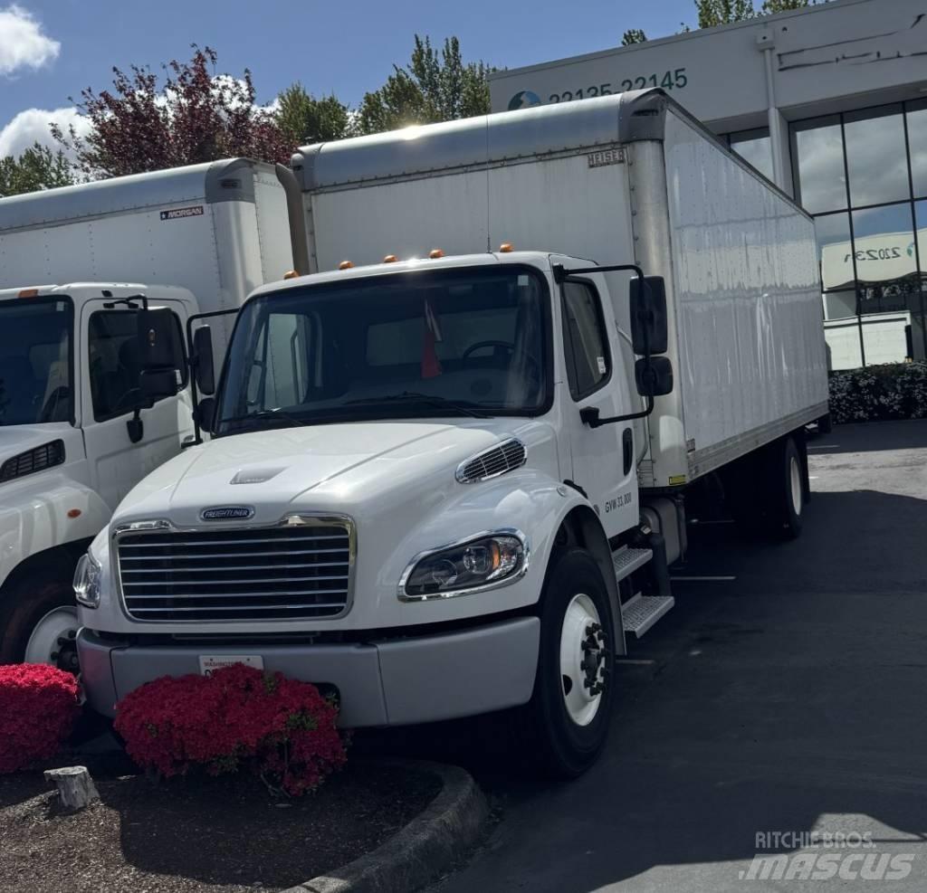 Freightliner M2 شاحنات ذات هيكل صندوقي