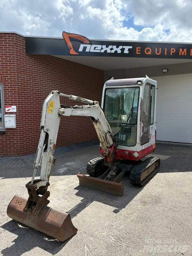 Takeuchi TB 016 حفارات صغيرة أقل من 7 طن (حفارات صغيرة)