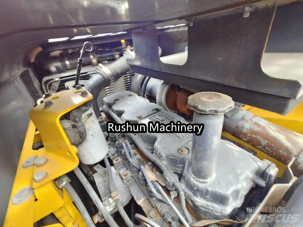 Komatsu PC 220-8 حفارات زحافة
