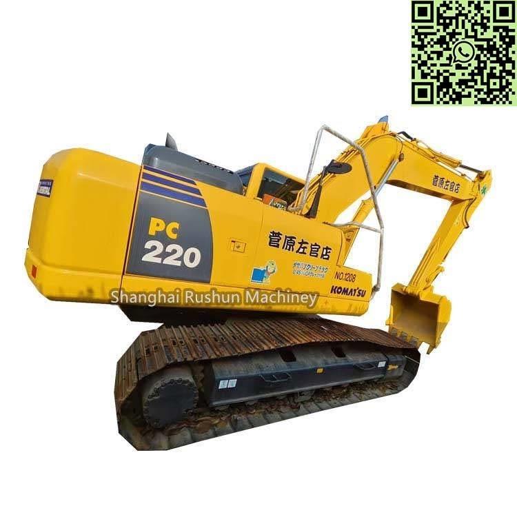 Komatsu PC 220-8 حفارات زحافة