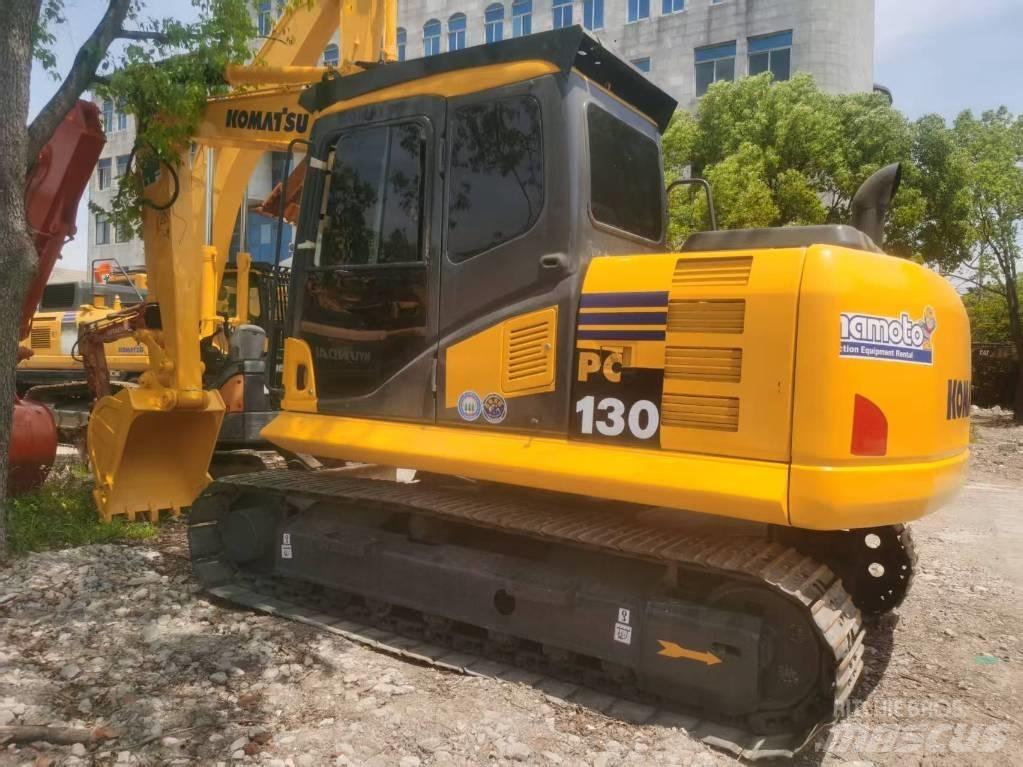 Komatsu PC 130 حفارات زحافة