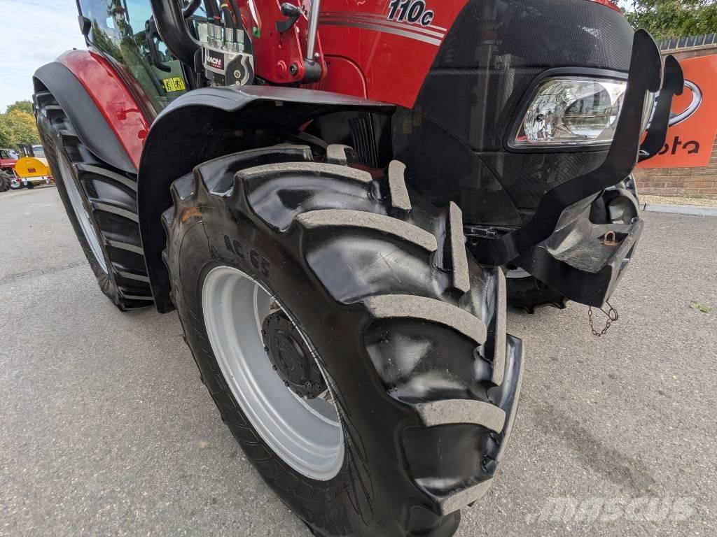 CASE 110C الجرارات