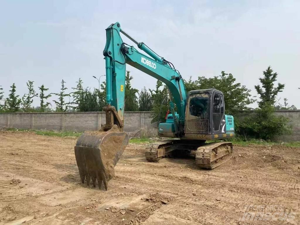 Kobelco SK140 حفارات زحافة