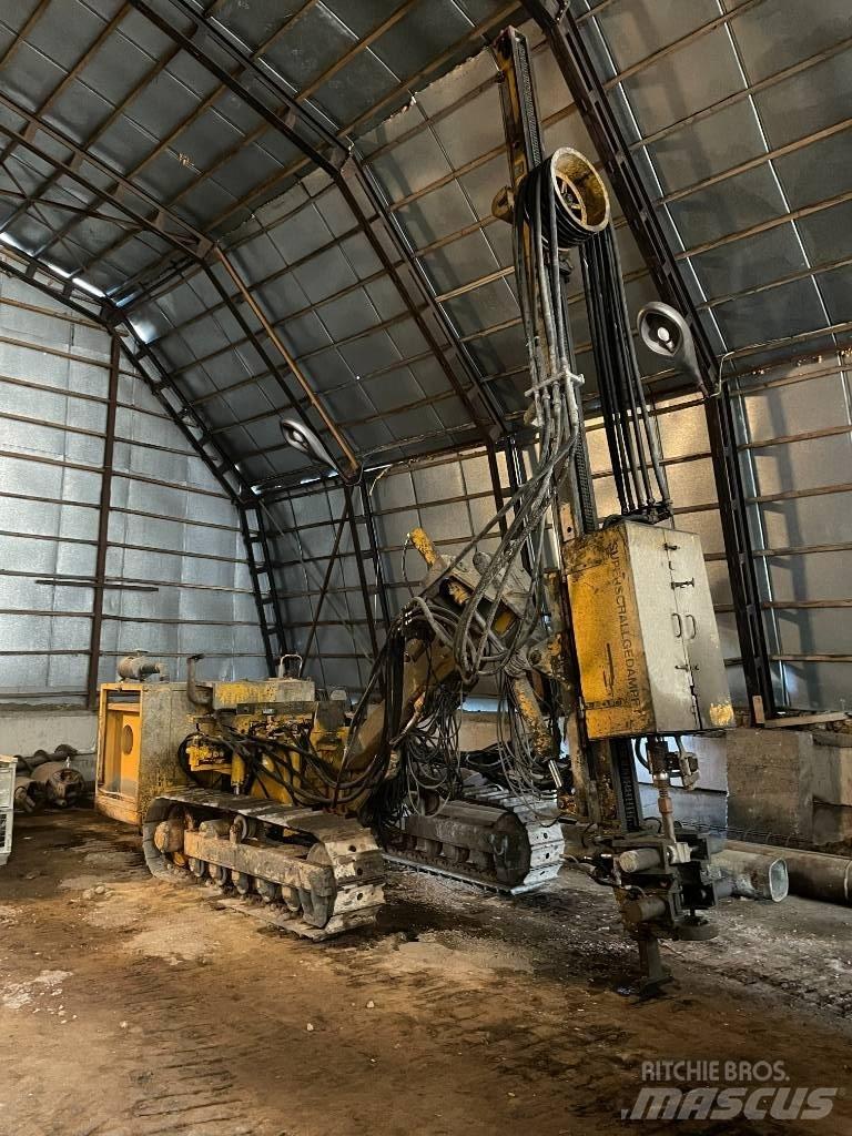 Klemm KR 803 مثاقيب ثقيلة