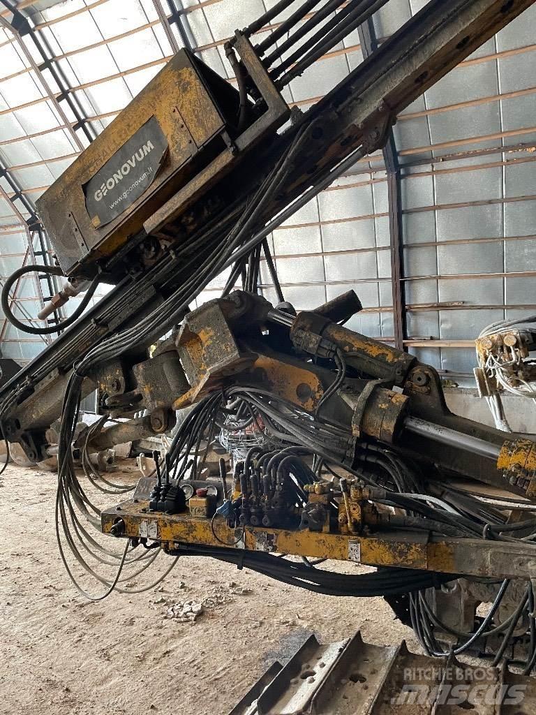 Klemm KR 803 مثاقيب ثقيلة