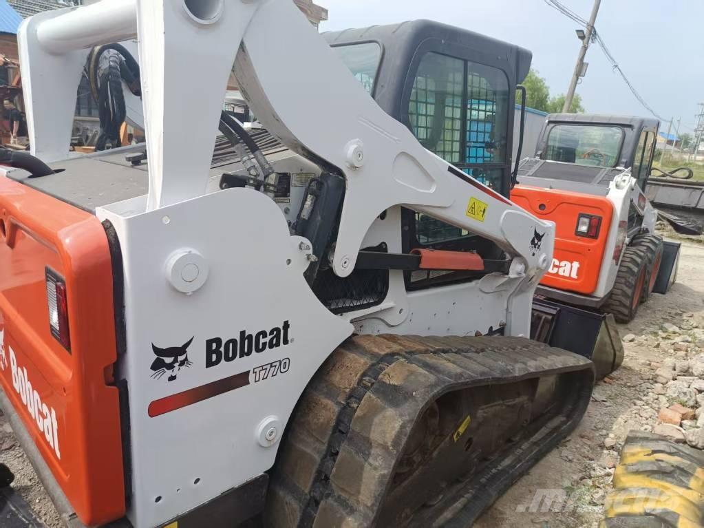 Bobcat T 770 لوادر زحافة