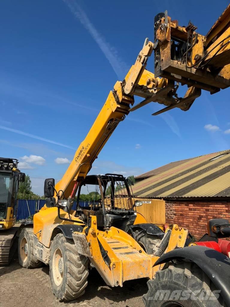 JCB 540-140 مناولات متداخلة