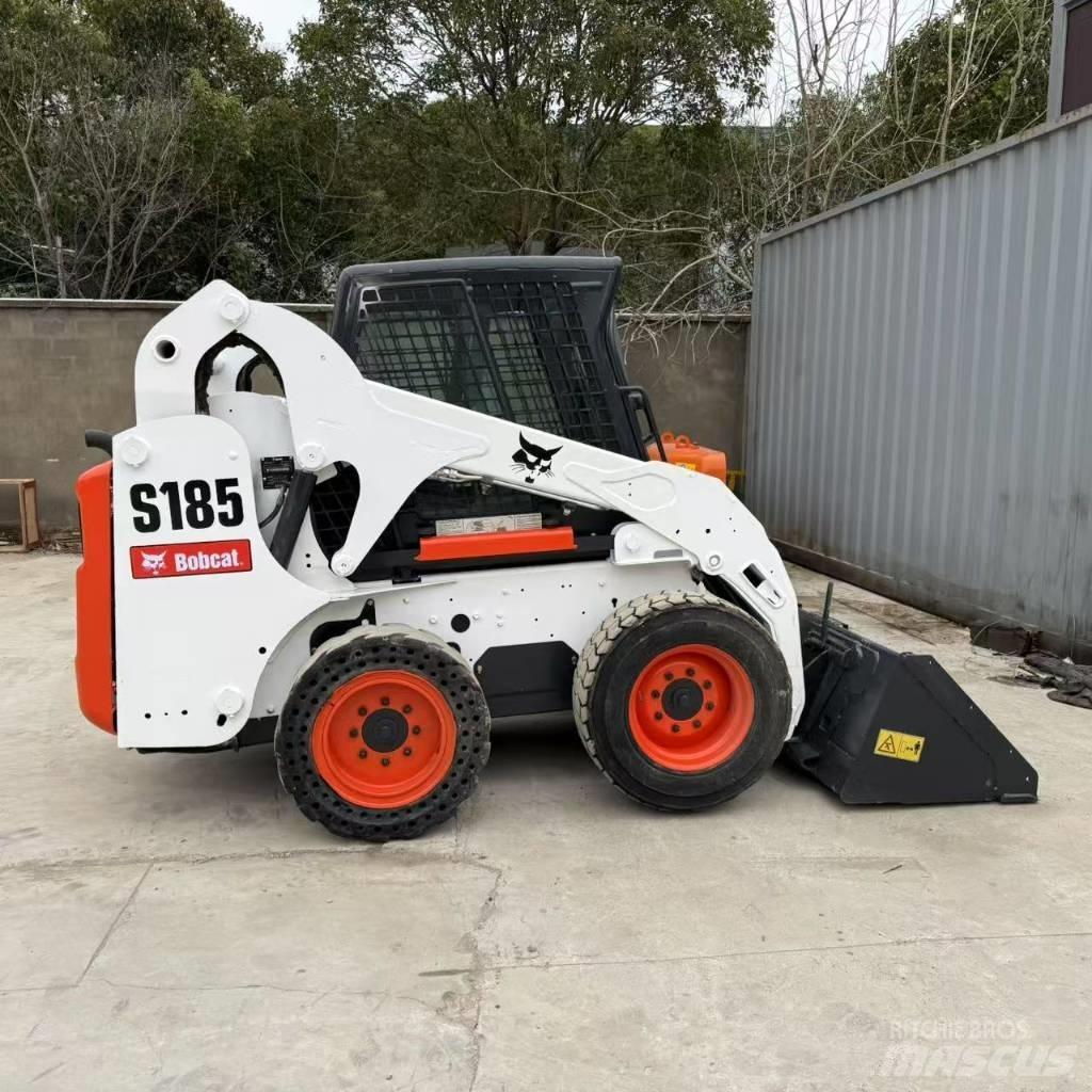 Bobcat S185 لوادر انزلاقية التوجيه