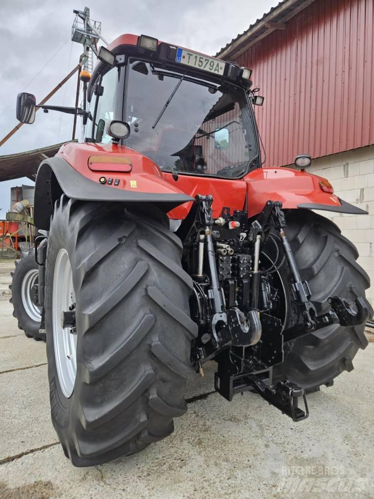 Case IH MAGNUM الجرارات