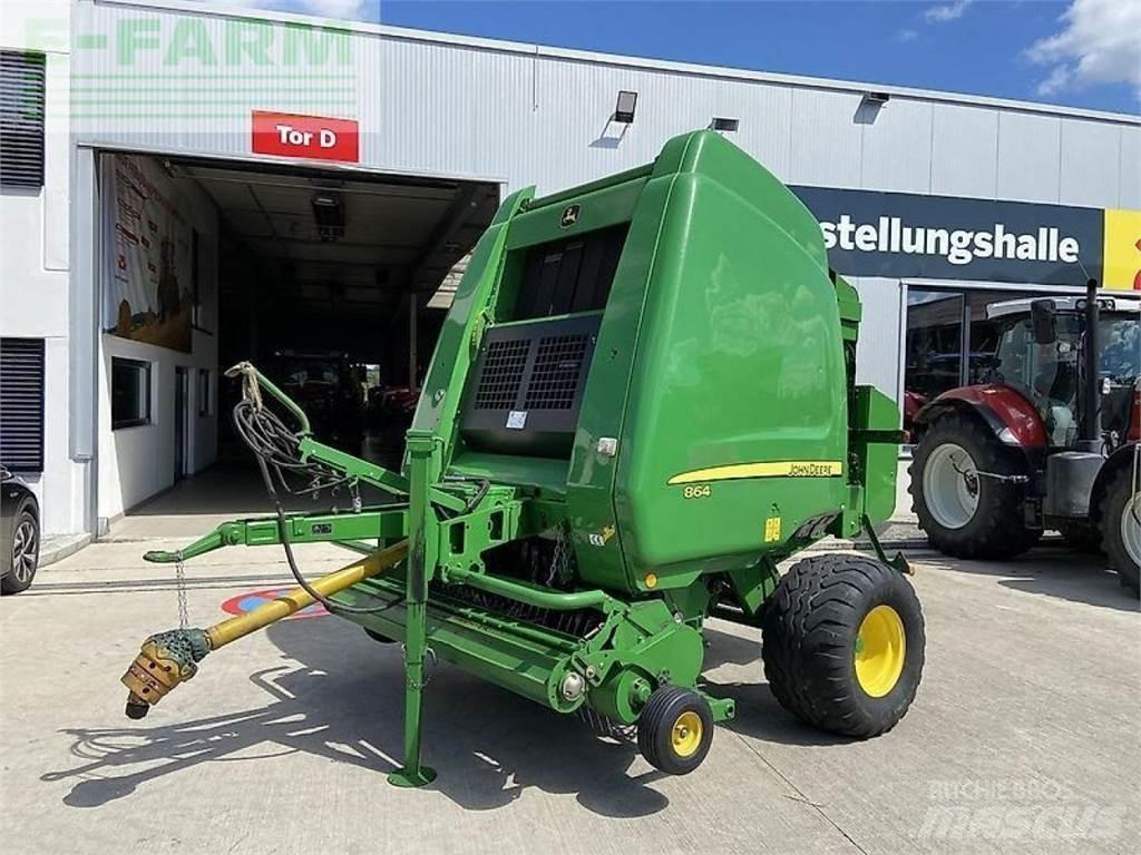 John Deere 864 محزمات مربعة