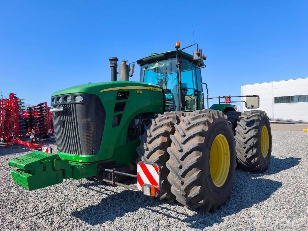 John Deere 9530 الجرارات