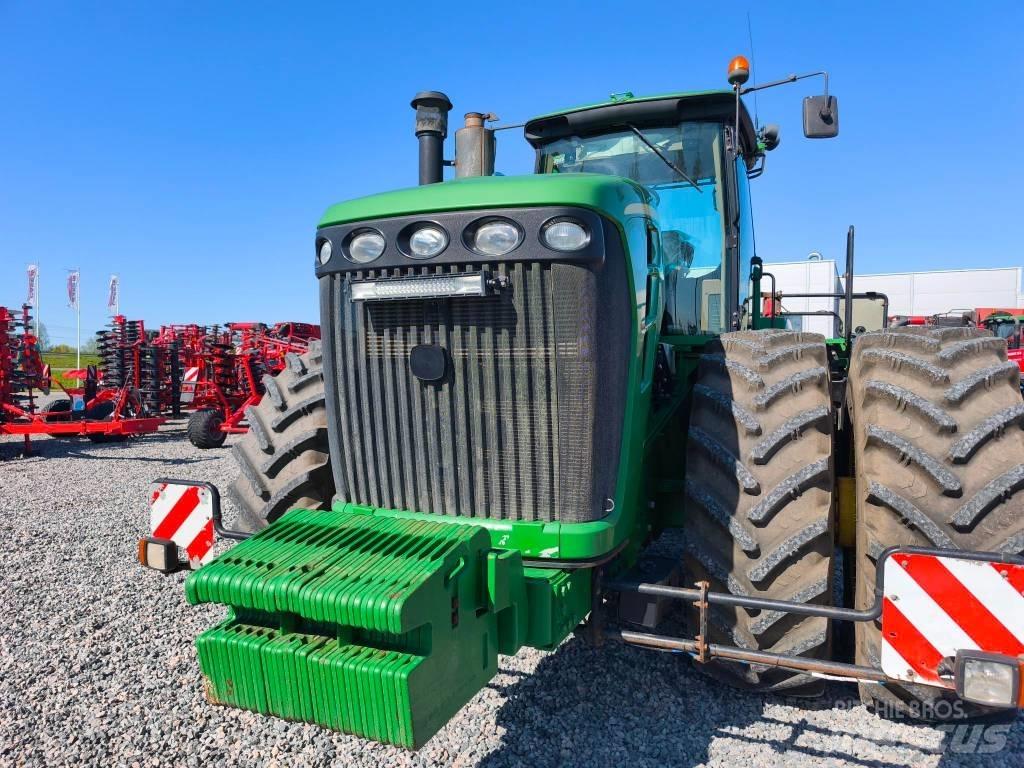 John Deere 9530 الجرارات