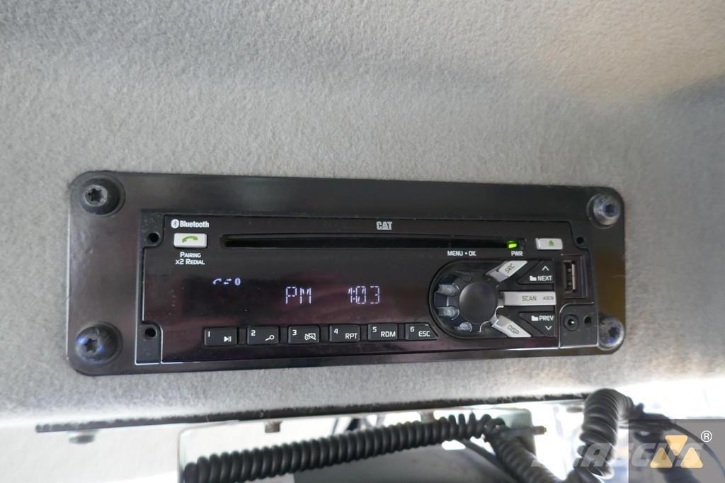 CAT 772G شاحنات المخلفات الصلبة