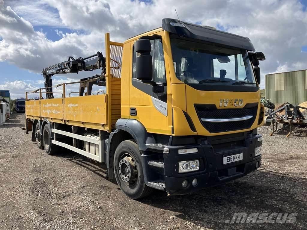 Iveco Stralis 310 شاحنات بمقصورة وهيكل