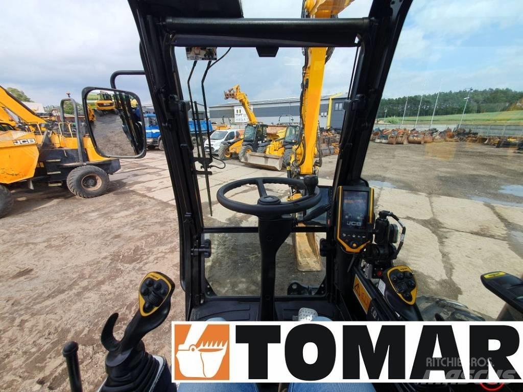 JCB JS 145 W حفارات بعجل
