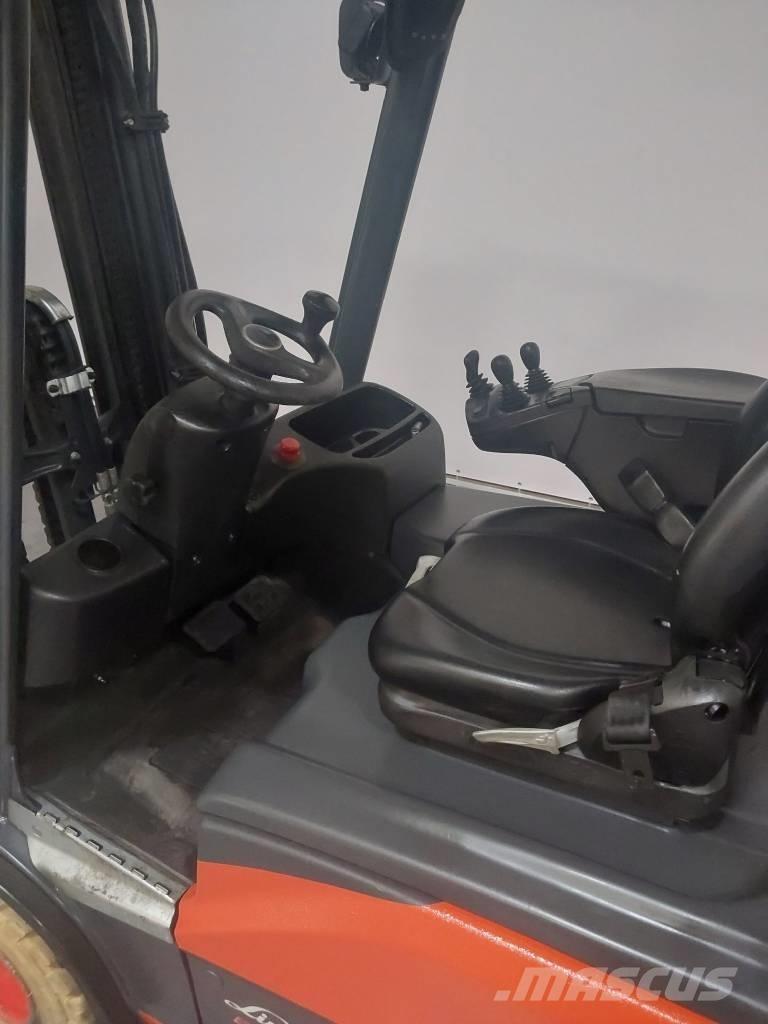 Linde E20L شاحنات ذات رافعات شوكية تعمل بالكهرباء