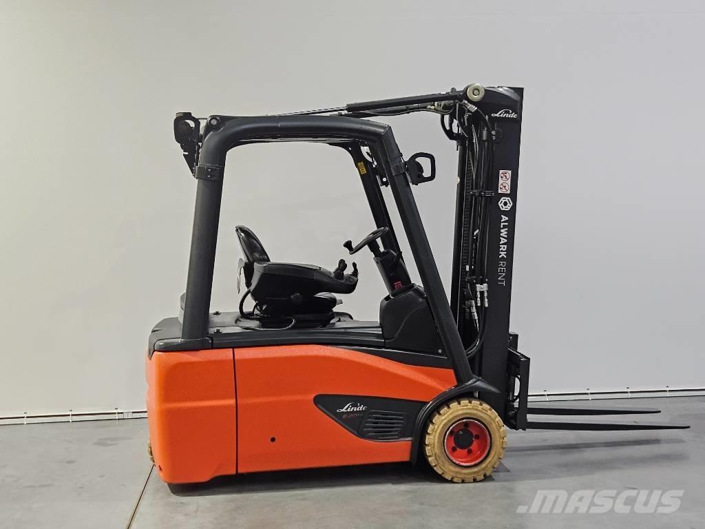 Linde E20L شاحنات ذات رافعات شوكية تعمل بالكهرباء