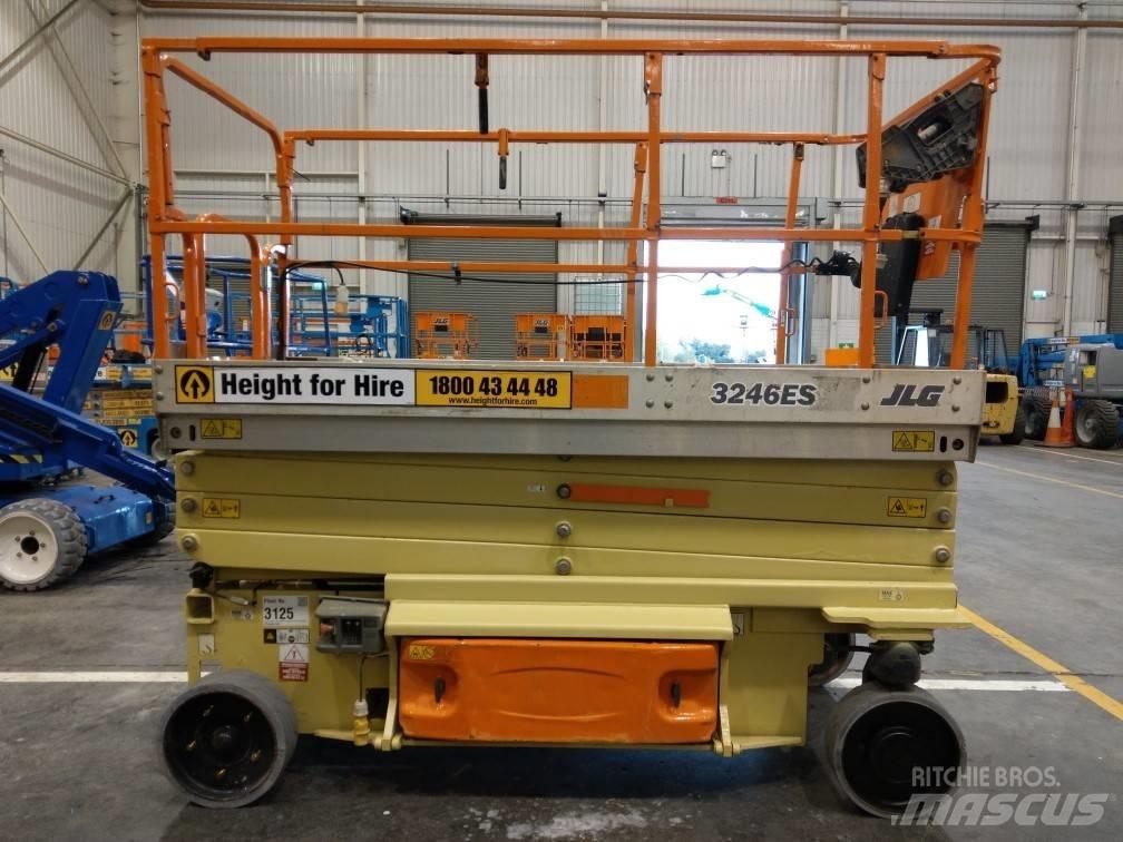 JLG ES 3246 رافعات مقصية الشكل