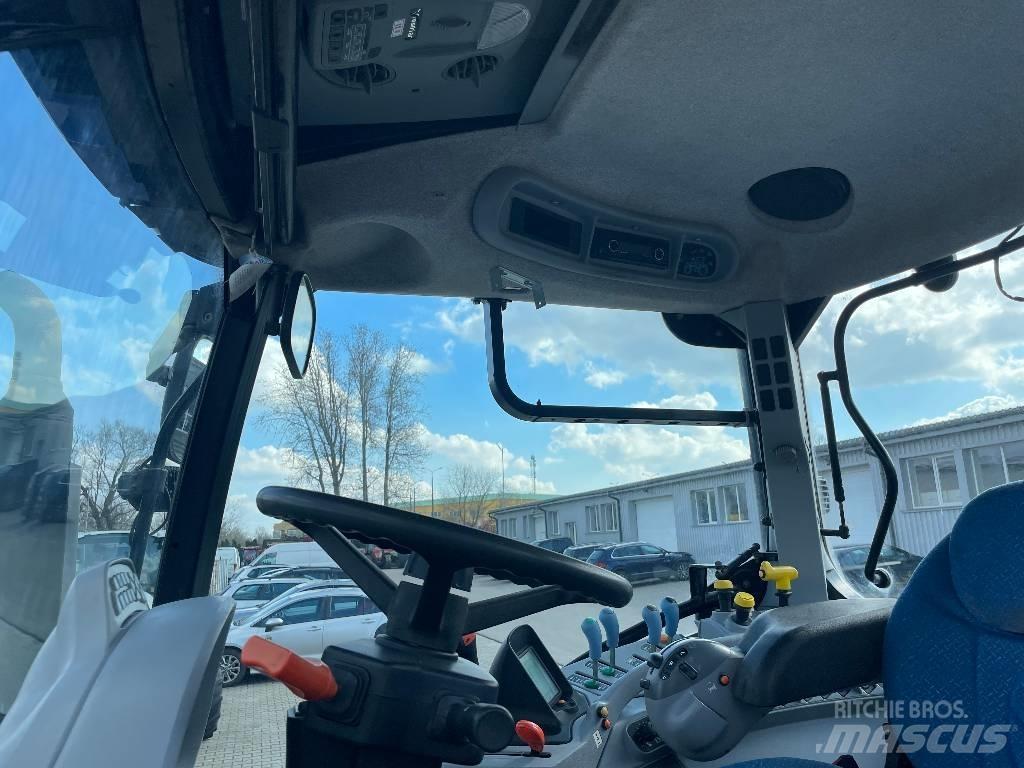 New Holland T 6040 الجرارات