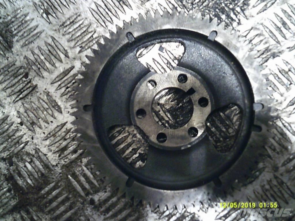 DAF LF65  3955152 محور العجلة