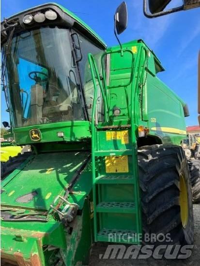 John Deere C 670 حصادات