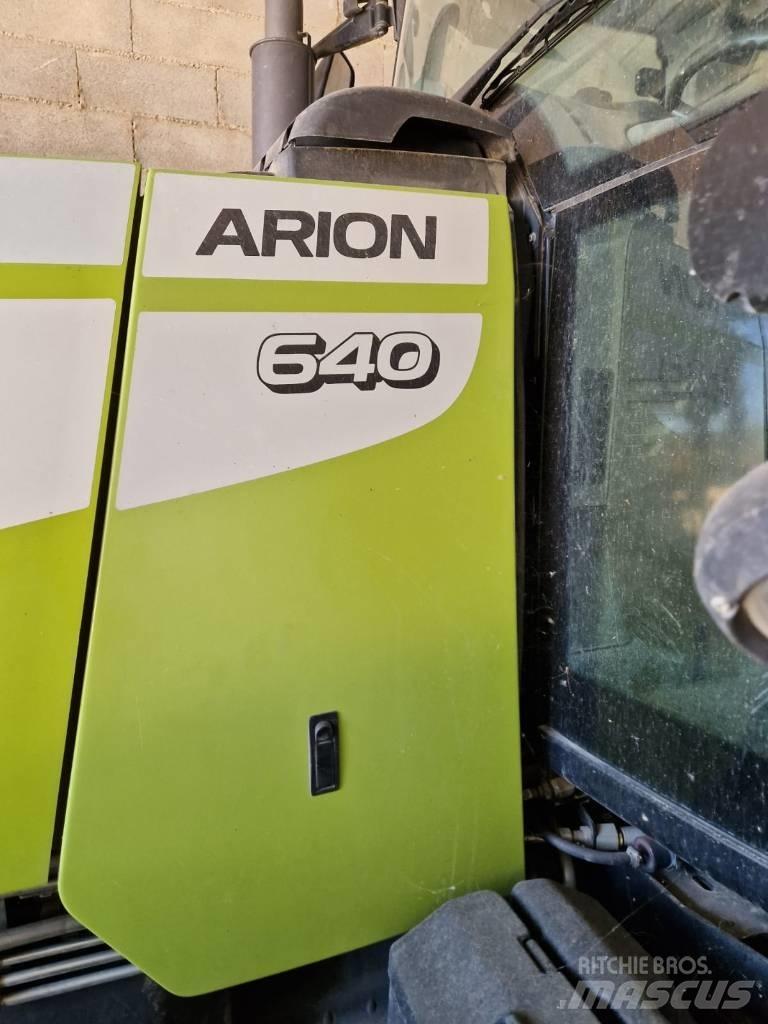 CLAAS Arion 640 CIS الجرارات