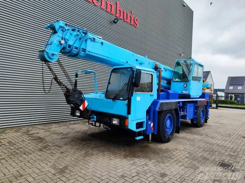 Liebherr LTM 1025 رافعات صالحة لكل أنواع الطرق