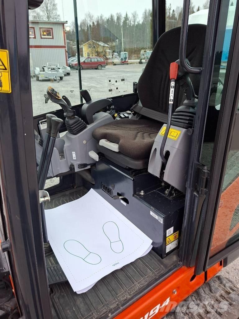 Kubota KX019-4 حفارات صغيرة أقل من 7 طن (حفارات صغيرة)