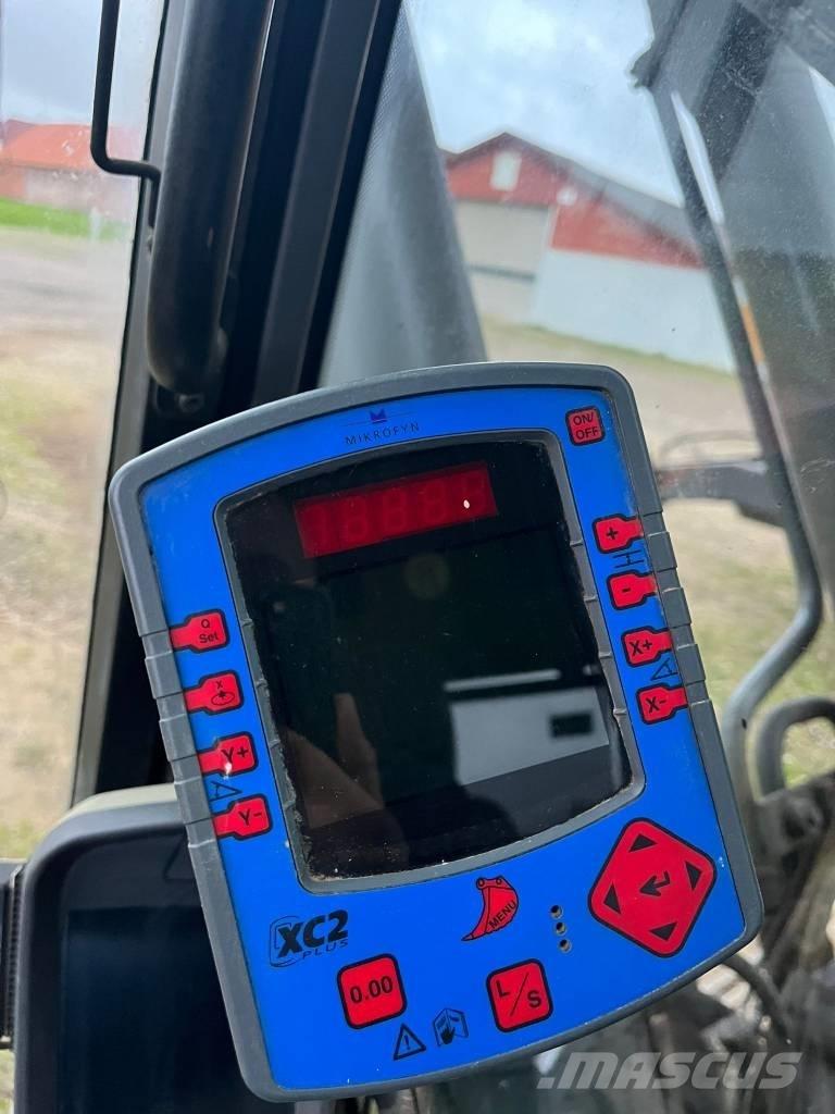 Volvo EC 290 C L حفارات زحافة