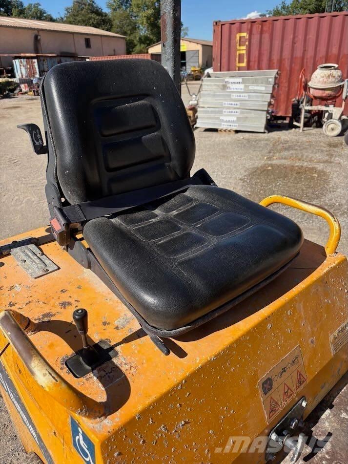Thwaites Mach 203 عربات نقل قلابة للمواقع