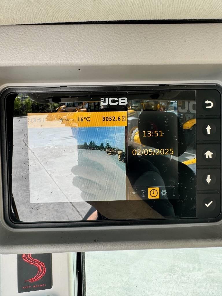 JCB 435 S لوادر بعجل