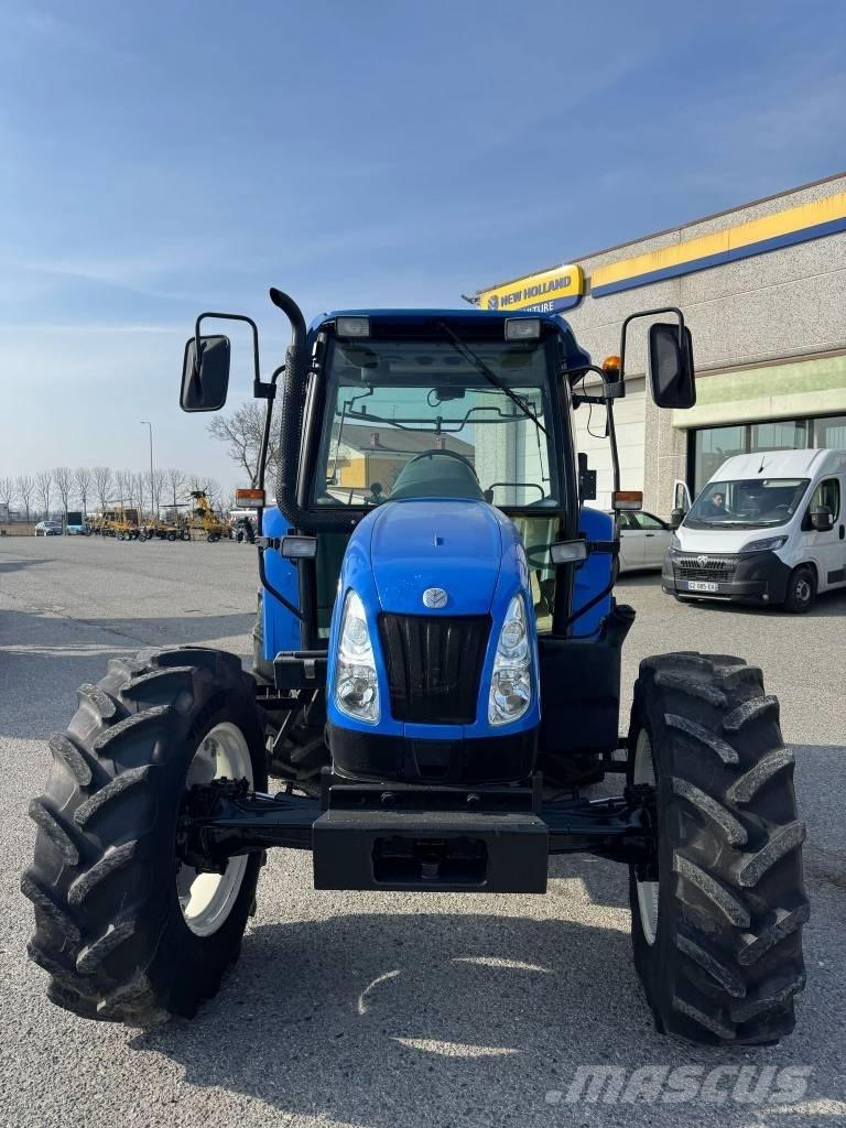 New Holland TL 90 A الجرارات
