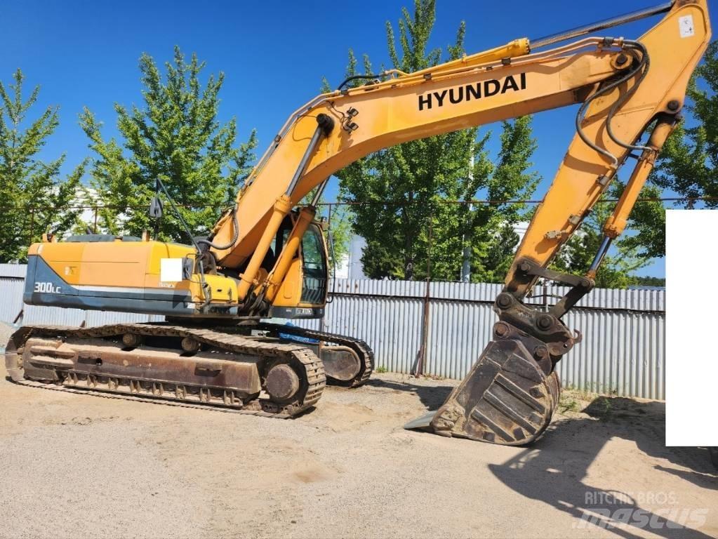 Hyundai Robex 300 LC حفارات زحافة