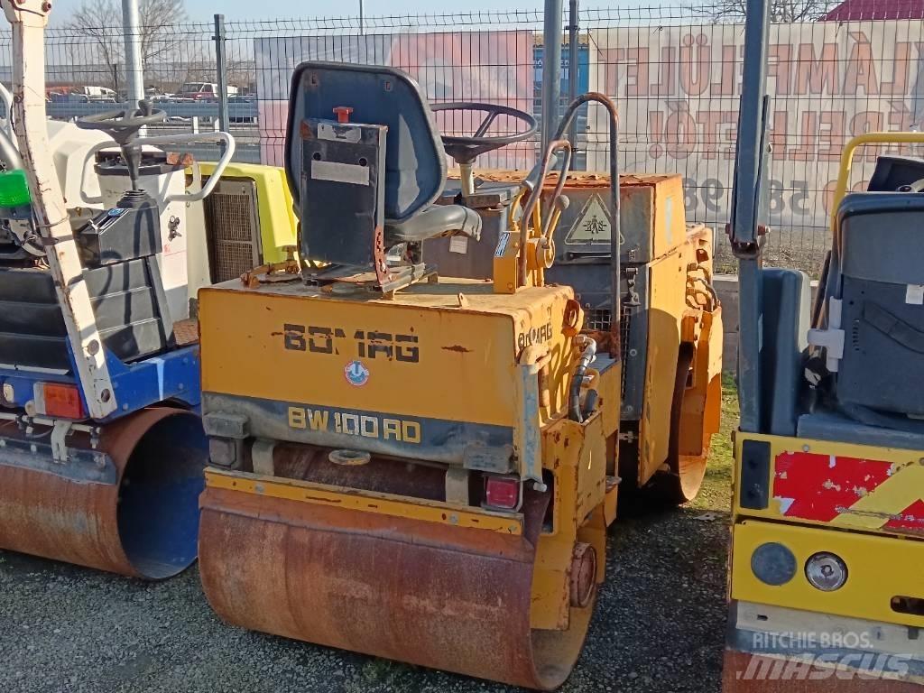 Bomag 100AD مداحل ثنائية الاسطوانة