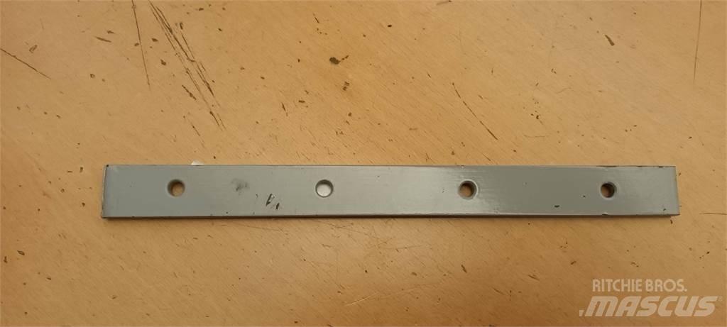 Rottne 084-17128 رؤوس حصادات