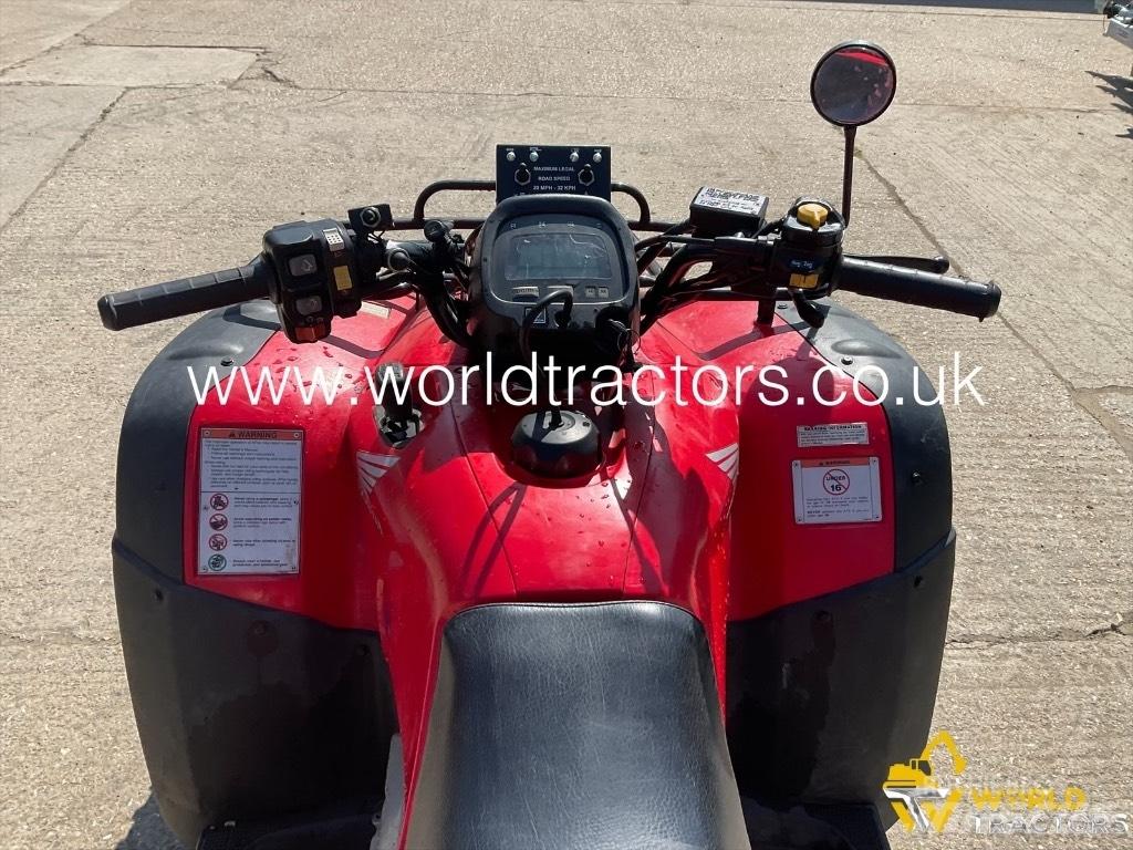 Honda Fourtrax مركبات لجميع التضاريس
