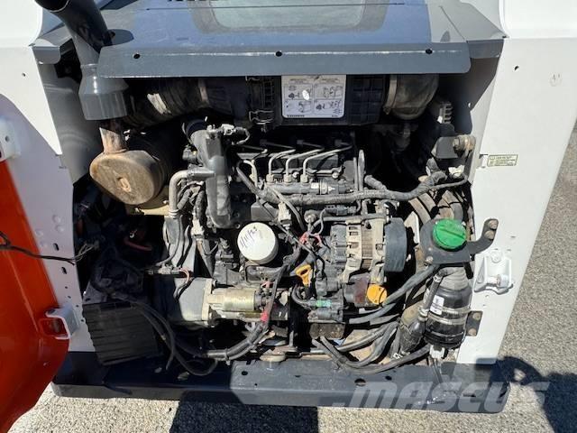 Bobcat T 630 لوادر انزلاقية التوجيه