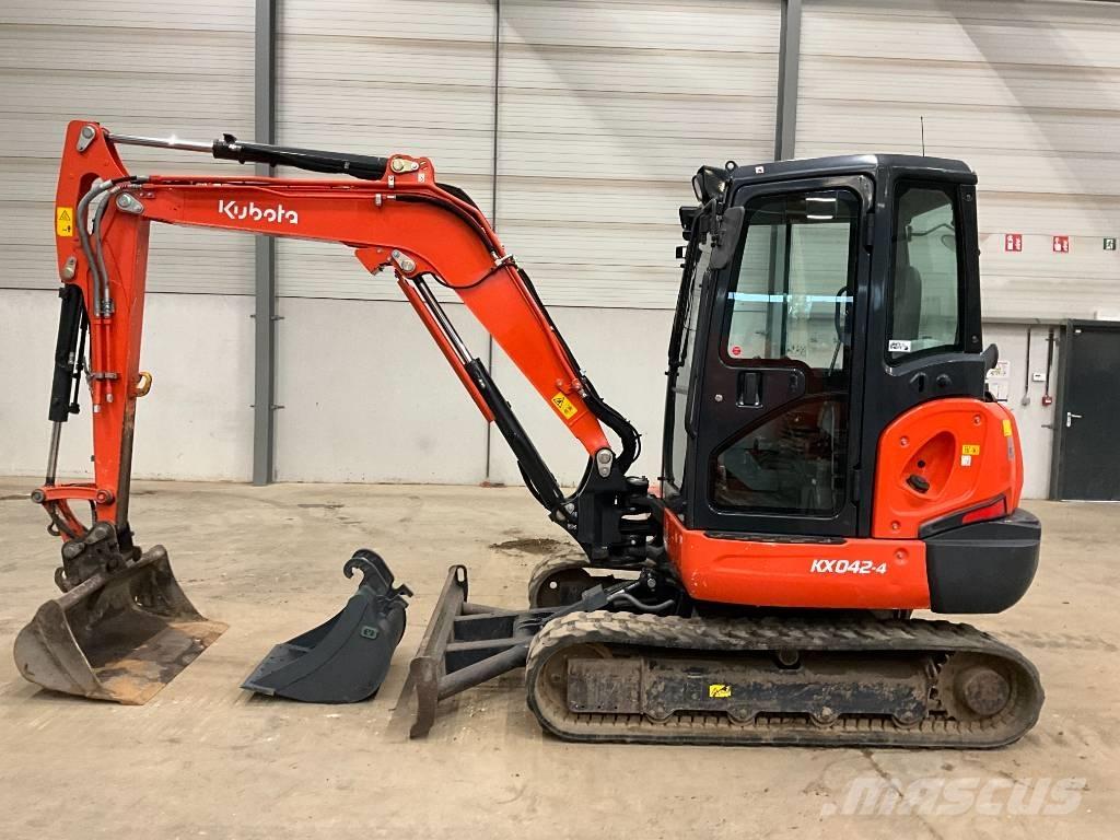 Kubota KX 042-4 حفارات صغيرة أقل من 7 طن (حفارات صغيرة)