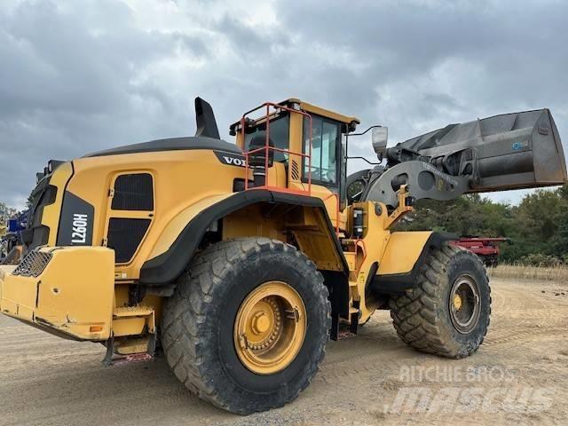 Volvo L 260 H لوادر بعجل