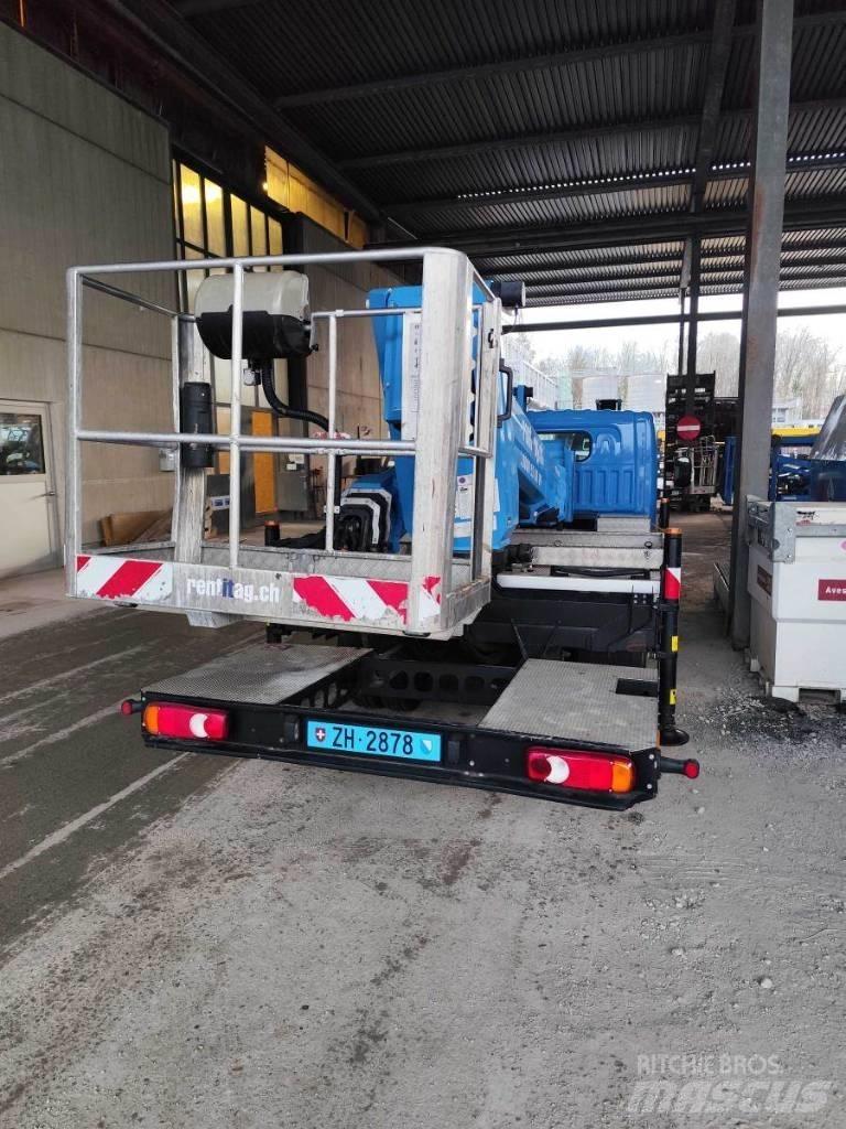 VERSALIFT VTX 240 المنصات الهوائية المثبتة على شاحنة