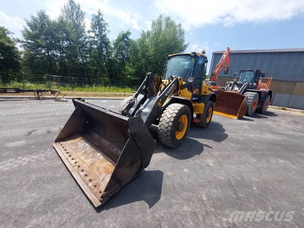 Volvo L 45 H لوادر بعجل